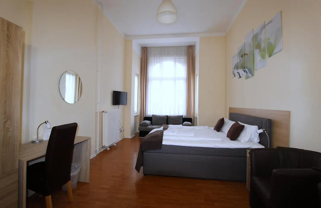 Hotel Elegia am Kurfürstendamm-1